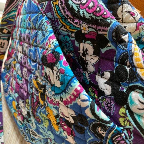 Disney Parks Vera Bradley NWOT Mickey & Minnie Mouse Triple Zip Hipster - Picture 13 of 14